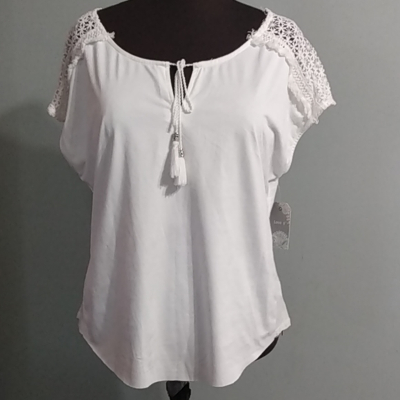 Love 8 top - Picture 1 of 6